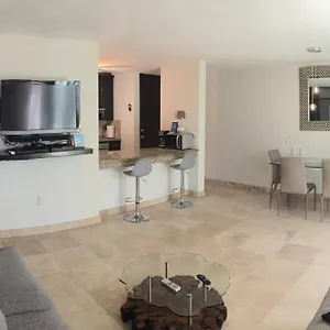 Apartamento Departamento Comodo, A Media Cuadra De La Playa., Mazatlán