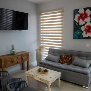 Apartamento 2br/2ba 1 Block To Ocean! - Unit 3, Mazatlán